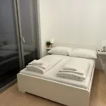 115M2 Luxury Flat - 3 Balconies - Free Parking