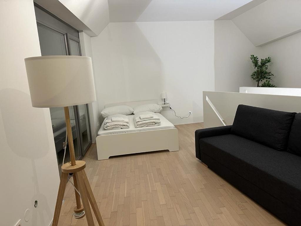 Apartment 115m2 Luxury Flat - 3 Balconies - Free Parking *
