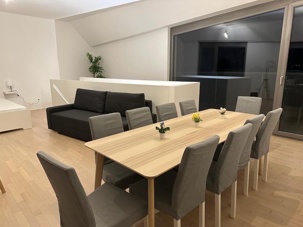 115m2 Luxury Flat - 3 Balconies - Free Parking Apartment